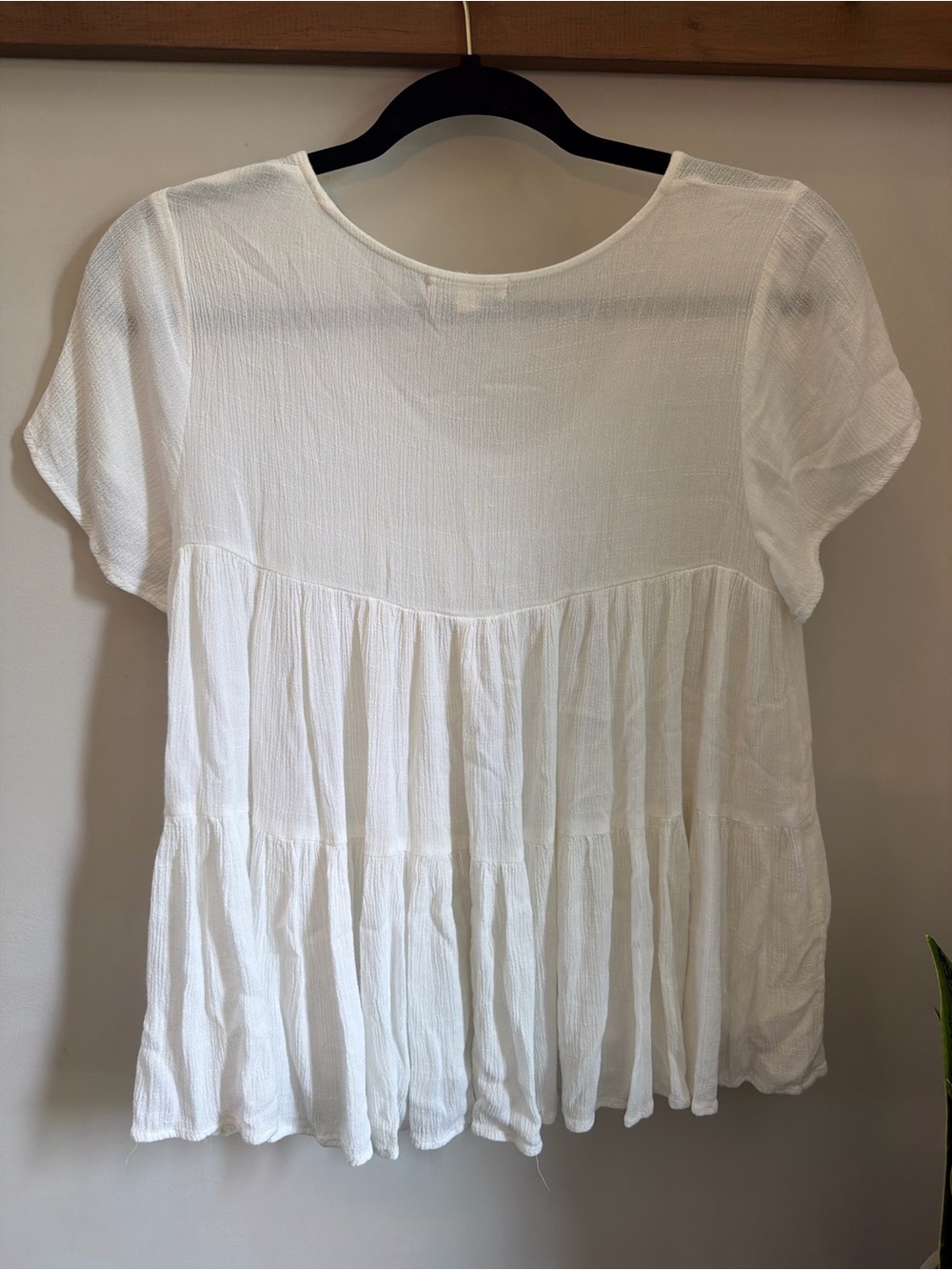 Magnolia White Scoop-Neck Tiered Gauze Blouse - Picture 4 of 5